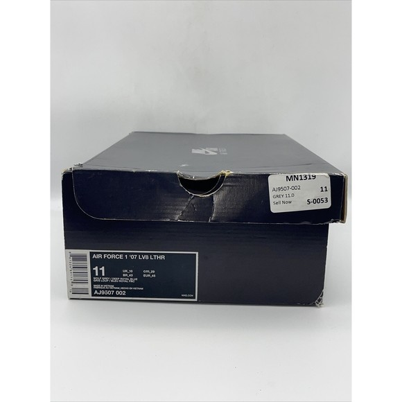 NIKE  AIR FORCE 1 07 LV8 LTHR  Air Force Leather   Gray   AJ9507 002 Men Size 11 - Picture 9 of 10
